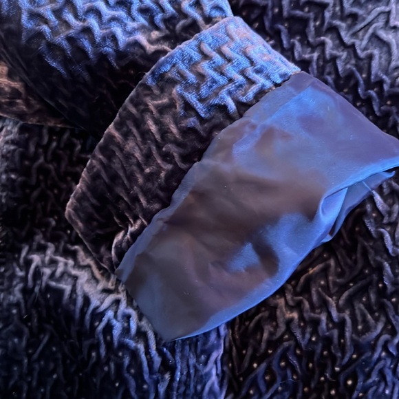 Chico’s (sz 2), medium purple crushed velvet jacket. - Picture 6 of 10